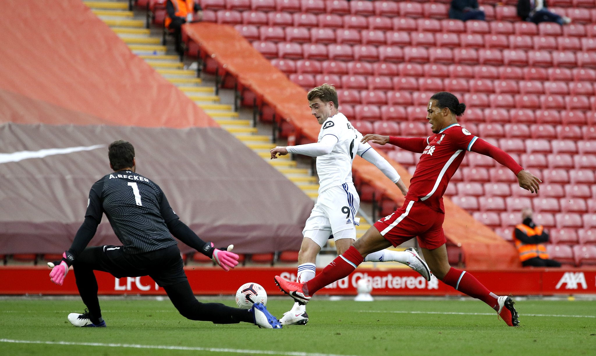 并与女儿一 并与女儿一